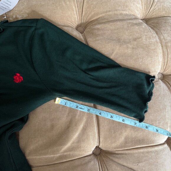 Heart & Hips Womens S Ribbed Green Dress W/ Rose Embroidery & Scalloped Hem - Picture 10 of 11